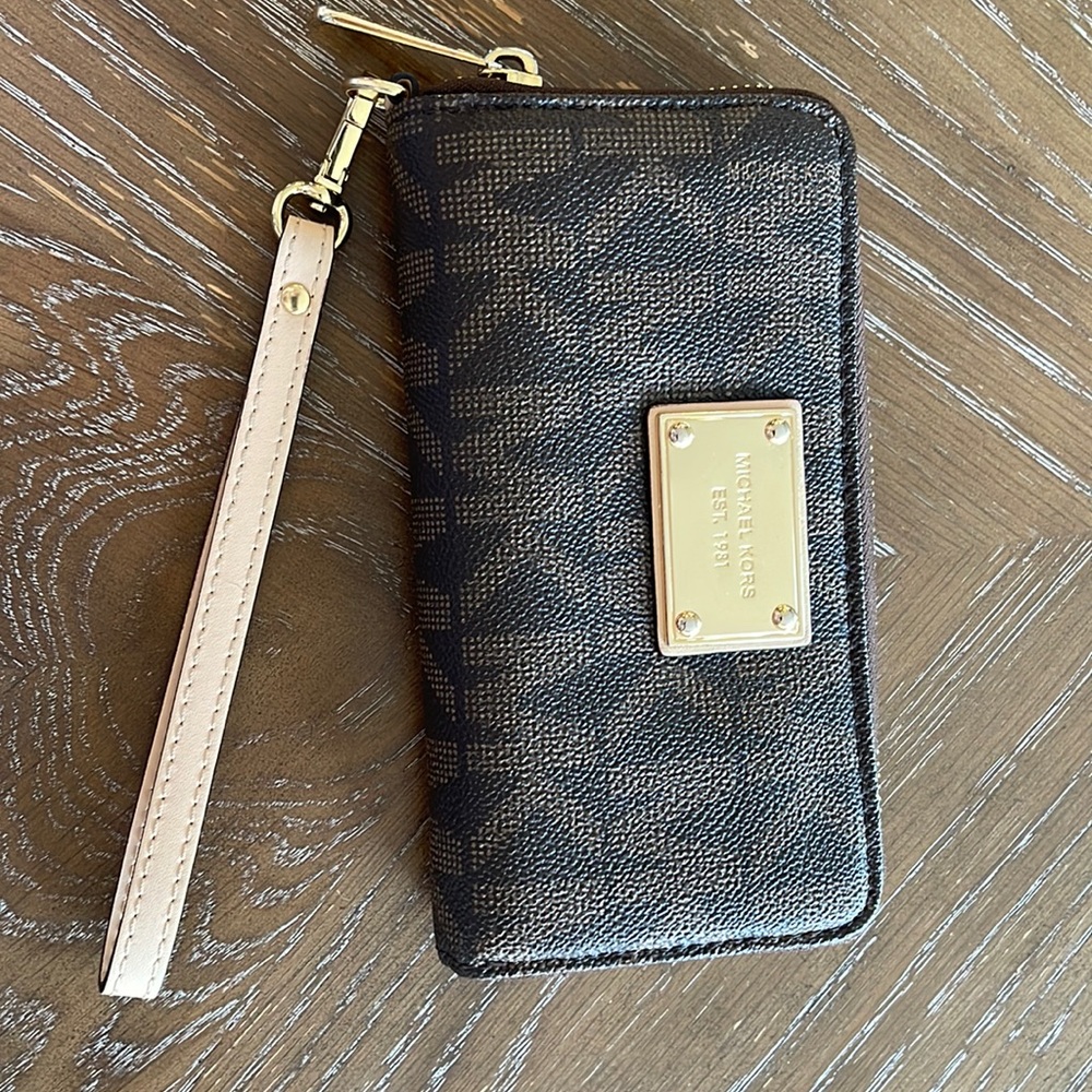 Michael Kors brown khaki mk zipper wristlet clutch wallet